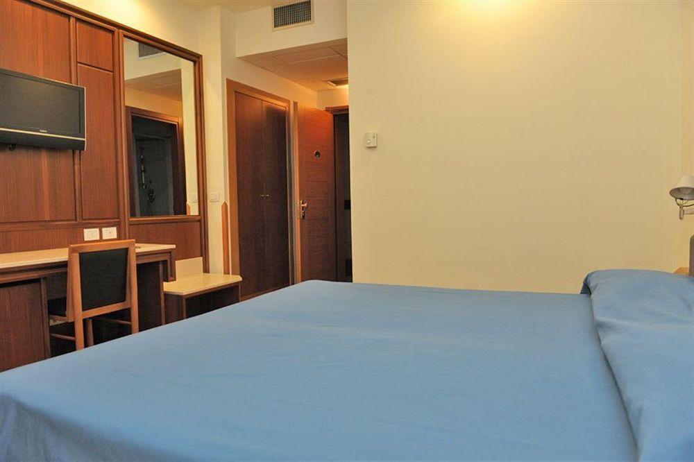 Hotel Svevo Gioia Del Colle Eksteriør billede