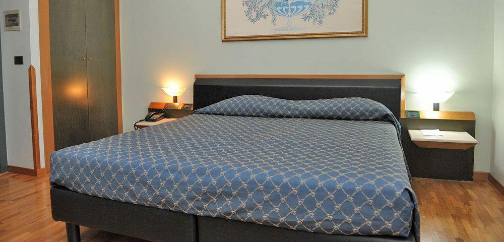 Hotel Svevo Gioia Del Colle Eksteriør billede