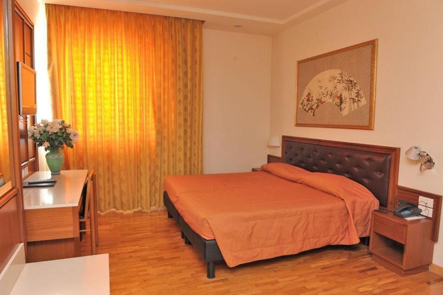 Hotel Svevo Gioia Del Colle Værelse billede