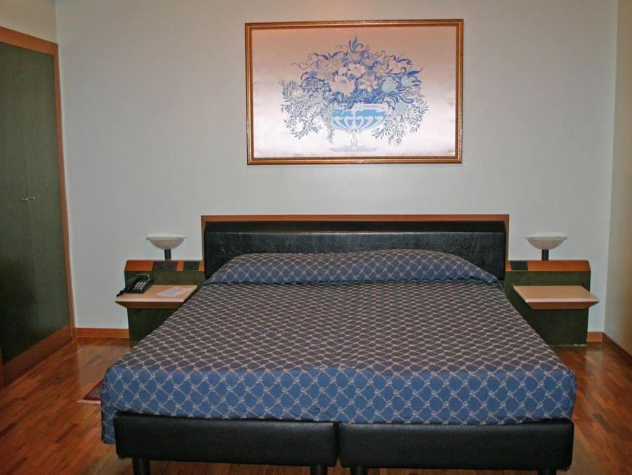 Hotel Svevo Gioia Del Colle Værelse billede